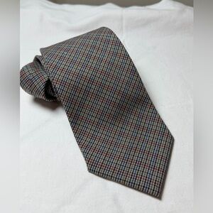 NWT Pendleton Vintage Men's Plaid Tie in Black, Gray, and Red Small Defect